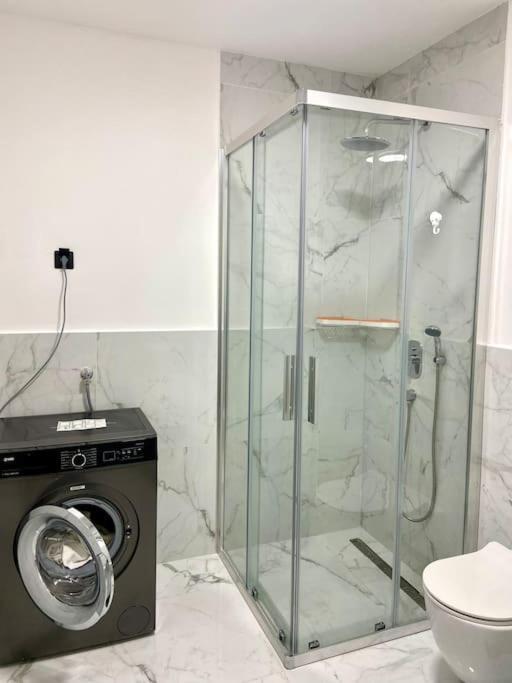 Modern 2br In Rafailovici - Near The Apartment *