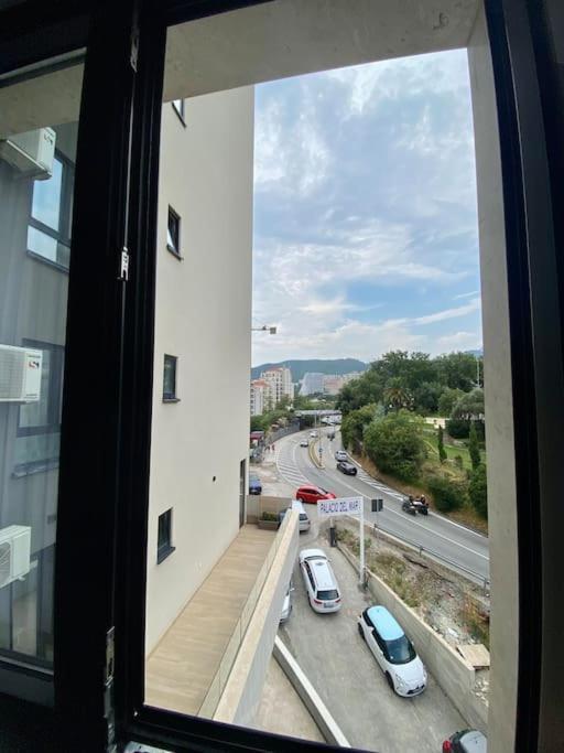 Modern 2br In Rafailovici - Near The Apartment
